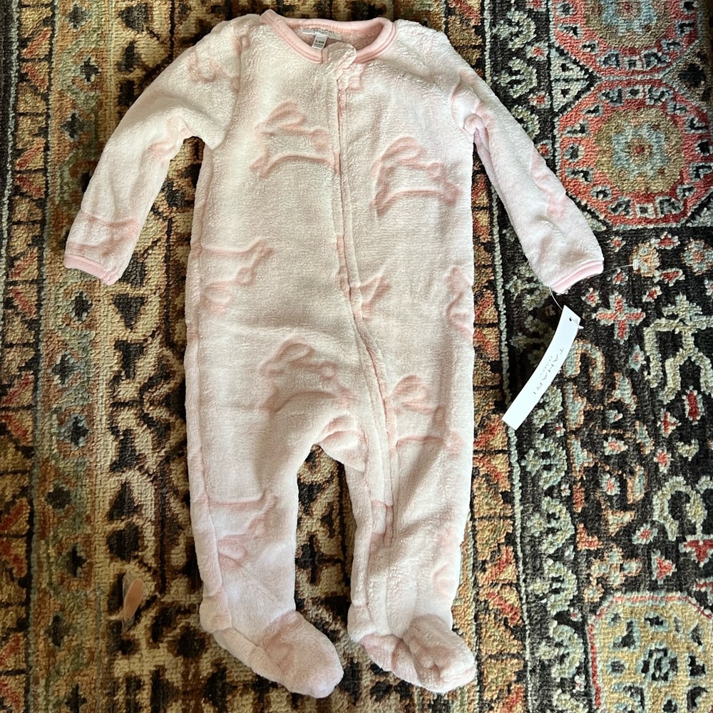 Tahari Baby Zip Up Footed Pajamas